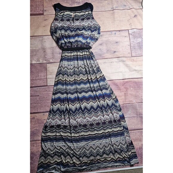 R&M Richards Maxi Dress Size 18W Chevron Blue - Picture 7 of 8